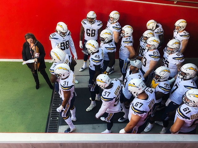 从孔蒂的执 从孔蒂的执